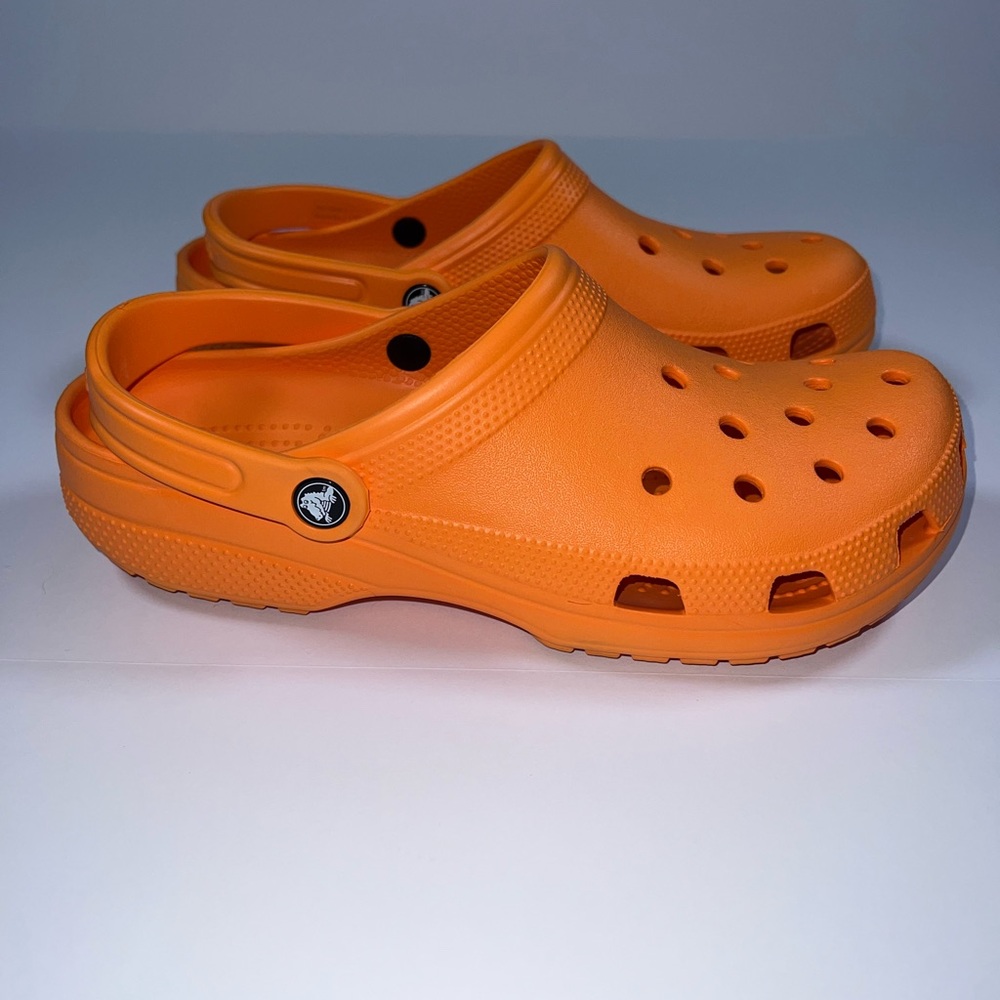 Crocs Classic Clogs Orange Unisex M10 / W12 Comfort Shoes - Picture 3 of 7